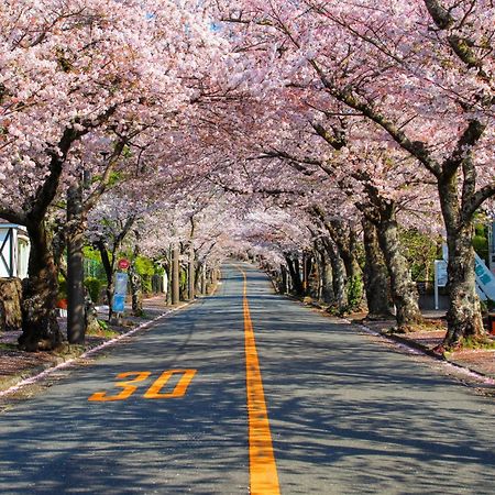伊豆高原 温泉付別荘 Isana Mountain Villa Futo Luaran gambar
