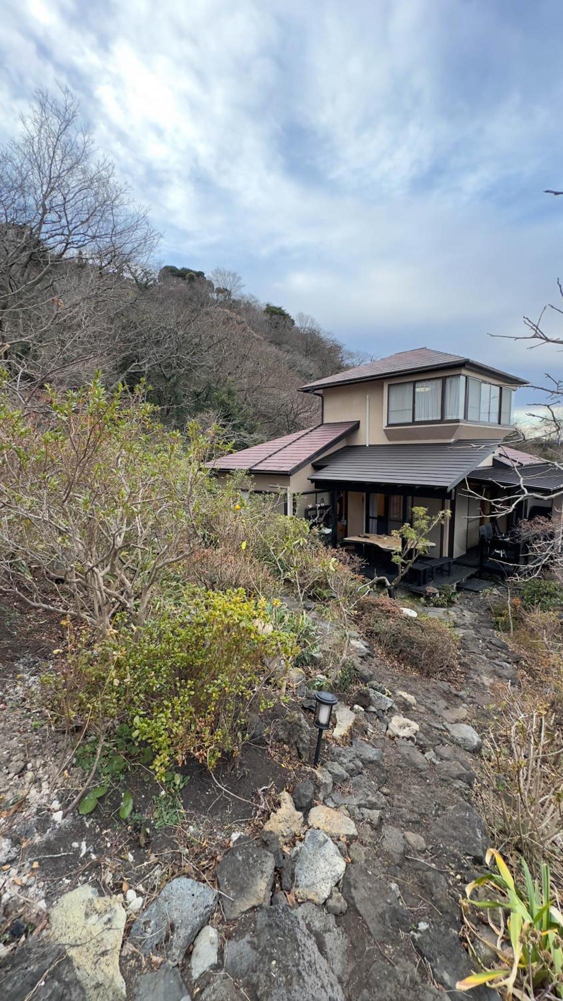 伊豆高原 温泉付別荘 Isana Mountain Villa Futo Luaran gambar