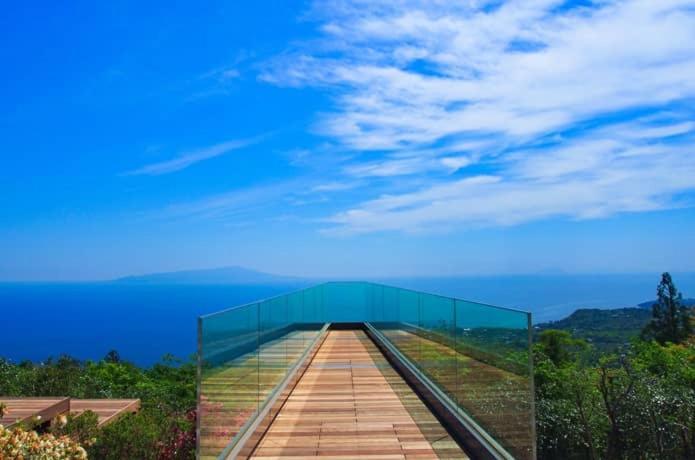 伊豆高原 温泉付別荘 Isana Mountain Villa Futo Luaran gambar