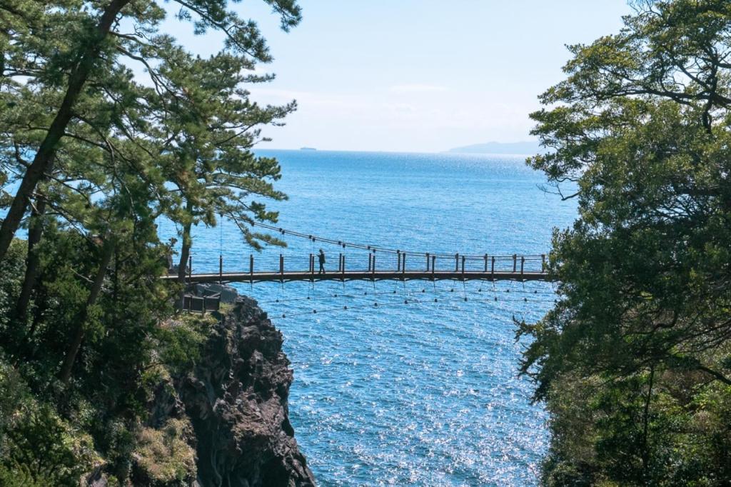 伊豆高原 温泉付別荘 Isana Mountain Villa Futo Luaran gambar